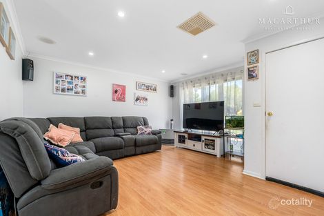 Property photo of 10 Crisp Drive Ashmont NSW 2650