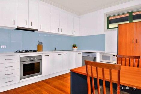 Property photo of 2/196 Dawson Street Brunswick West VIC 3055