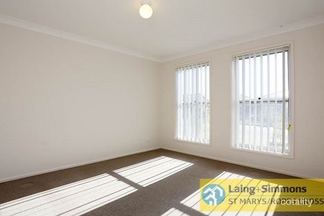 Property photo of 6 Wiseman Circuit Ropes Crossing NSW 2760