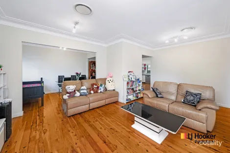 Property photo of 691 Henry Lawson Drive East Hills NSW 2213