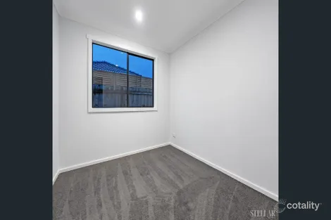 Property photo of 2 Milboy Mews Drouin VIC 3818