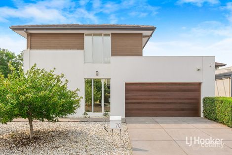 Property photo of 70 Signature Boulevard Point Cook VIC 3030
