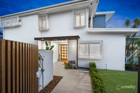 Property photo of 2 Dewberry Place Bridgeman Downs QLD 4035