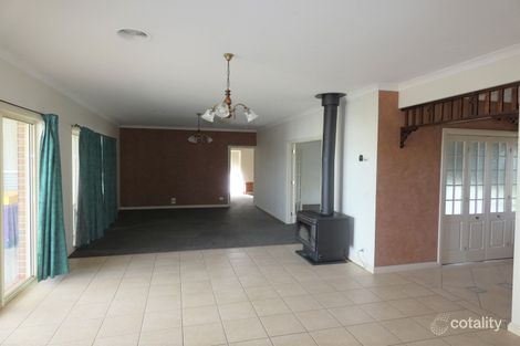 Property photo of 64 Walnut Avenue Horsham VIC 3400
