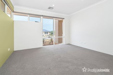 Property photo of 3 The Crowsnest Drummond Cove WA 6532