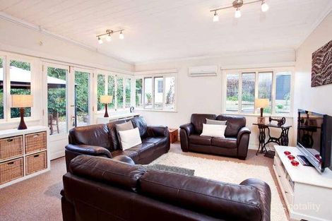 Property photo of 3 Milford Avenue Stirling SA 5152