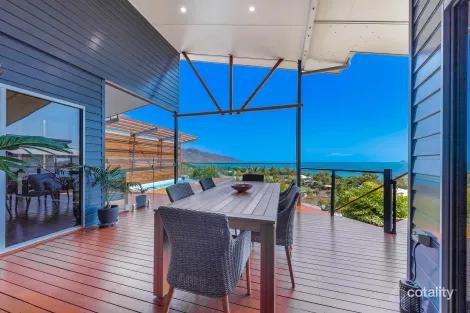 Property photo of 33 Blackcurrant Drive Hideaway Bay QLD 4800