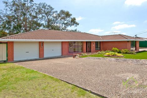 27 Thoms Cres, Mount Warren Park, QLD 4207