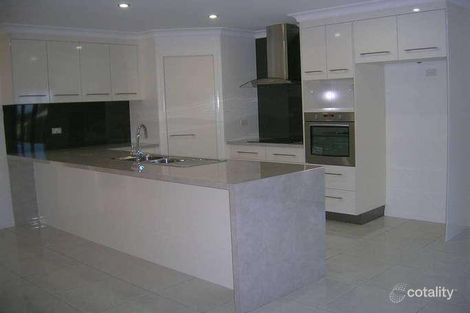 Property photo of 11 Thomas Street Gracemere QLD 4702