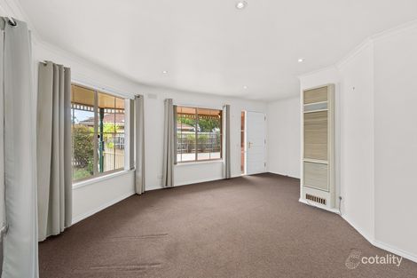 Property photo of 1/71 Swallow Grove Traralgon VIC 3844