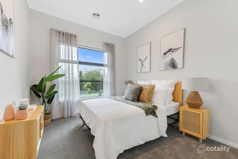 Property photo of 23 Simmental Street Drouin VIC 3818