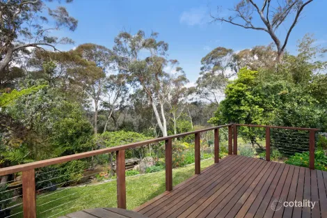 Property photo of 13 Yanko Avenue Wentworth Falls NSW 2782