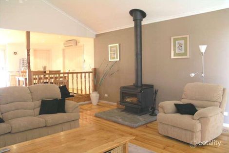 Property photo of 21 Leighton Bay Drive Metung VIC 3904