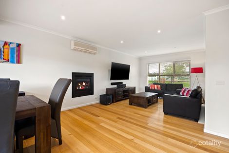 Property photo of 7 Meadow Avenue Rye VIC 3941