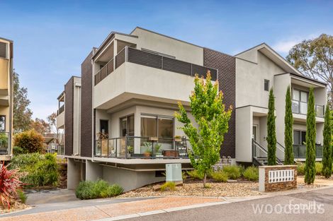 Property photo of 2/26 Diamond Boulevard Greensborough VIC 3088