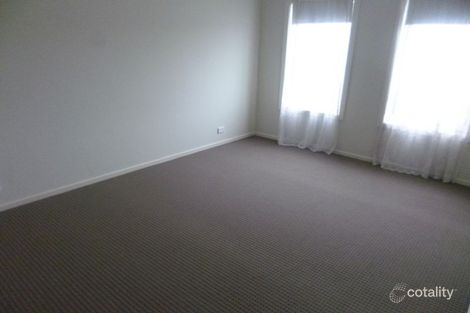 Property photo of 60 Kinglake Drive Manor Lakes VIC 3024