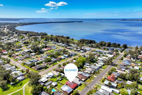 27 Panorama Pde, Berkeley Vale, NSW 2261