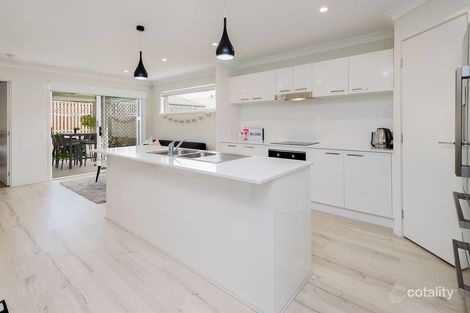 Property photo of 30 Whitsunday Circuit Pimpama QLD 4209