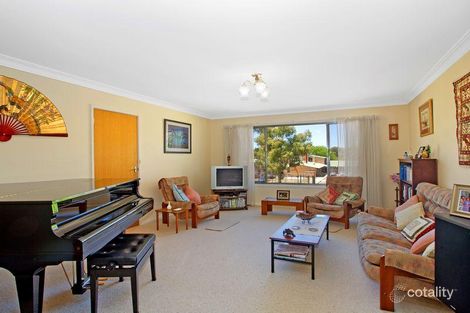 Property photo of 30 Wirraway Crescent Scullin ACT 2614