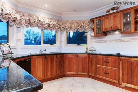 Property photo of 52 Castlewellan Boulevard Hillside VIC 3037