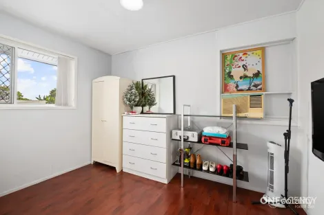 Property photo of 36 Thornlaw Street Durack QLD 4077