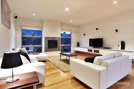 Property photo of 40 Magazine Way Maribyrnong VIC 3032