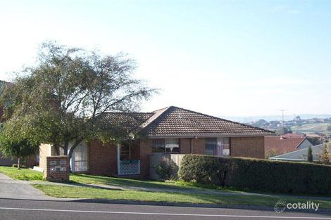 2/29 David Collins Dr, Endeavour Hills, VIC 3802