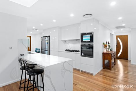 68 Crestwood Dr, Baulkham Hills, NSW 2153