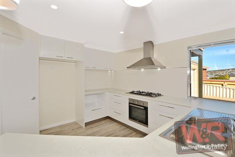 Property photo of 18B Barnesby Drive Yakamia WA 6330