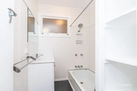 Property photo of 173 Anzac Avenue Redcliffe QLD 4020