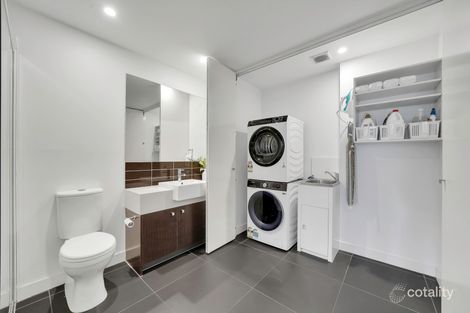 Property photo of 305/8 Gheringhap Street Geelong VIC 3220