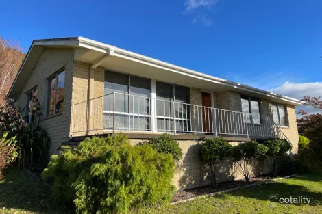 9 Sturt Cl, Kingston, TAS 7050