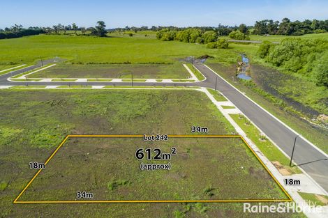 242 Farrier Dr, Kyneton, VIC 3444