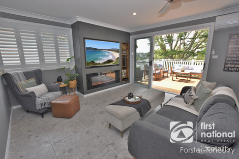 Property photo of 25 Daphne Street Forster NSW 2428