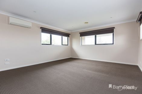 Property photo of 4 Lindeman Street Berwick VIC 3806