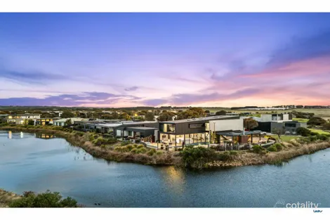 Property photo of 38 Lahinch Mews Torquay VIC 3228