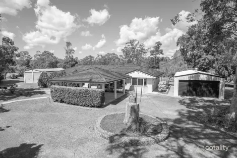 84 Glenridge Dr, Cooroibah, QLD 4565