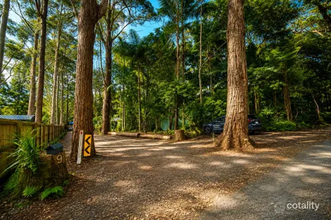 9 GWONGORELLA PDE, SPRINGBROOK, QLD 4213