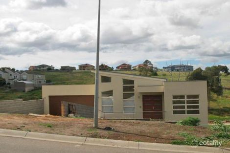 107 Templewood Cres, Avondale Heights, VIC 3034