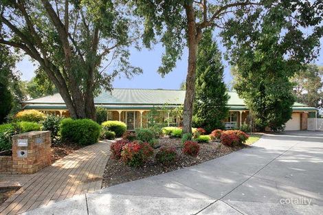 4 Fred Mccubbin Cl, Diamond Creek, VIC 3089