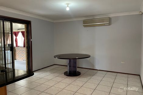 Property photo of 84 Cockatiel Circuit Green Valley NSW 2168