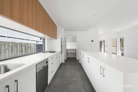 Property photo of 22 Oakley Street Manly QLD 4179