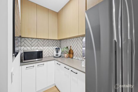 Property photo of 73 Chase Boulevard Alfredton VIC 3350