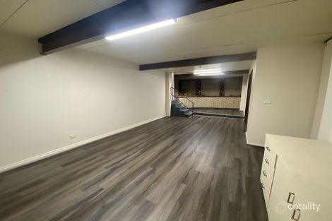 Property photo of 574 Whinray Crescent East Albury NSW 2640