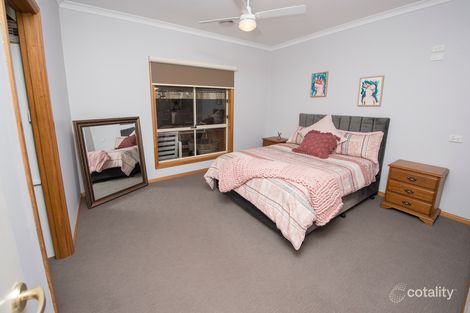 Property photo of 56 Poole Boulevard Swan Hill VIC 3585