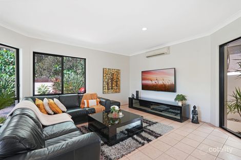 Property photo of 12 Kettlewell Chase Arundel QLD 4214