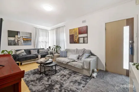 Property photo of 1 Ragless Avenue Park Holme SA 5043