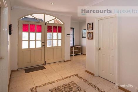 Property photo of 10 Beachgrove Place Geographe WA 6280