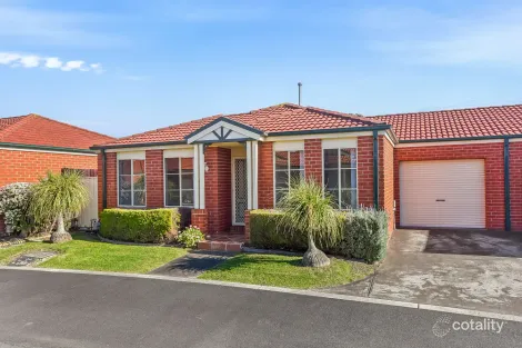 2/17 Cypress Gr, Dandenong North, VIC 3175