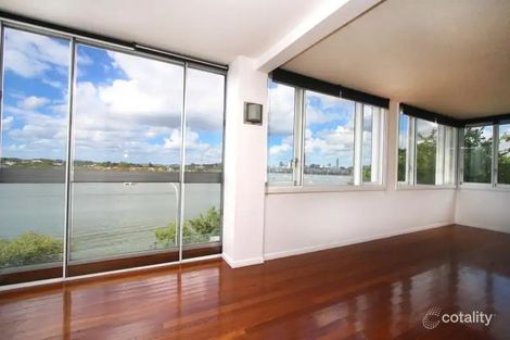 Property photo of 1/55 Hillside Crescent Hamilton QLD 4007